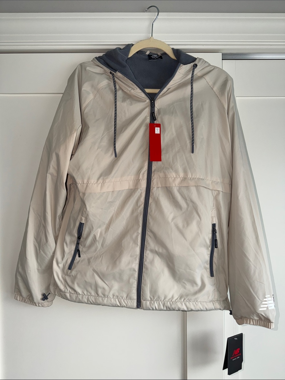 Brand NWTs New Balance light jacket